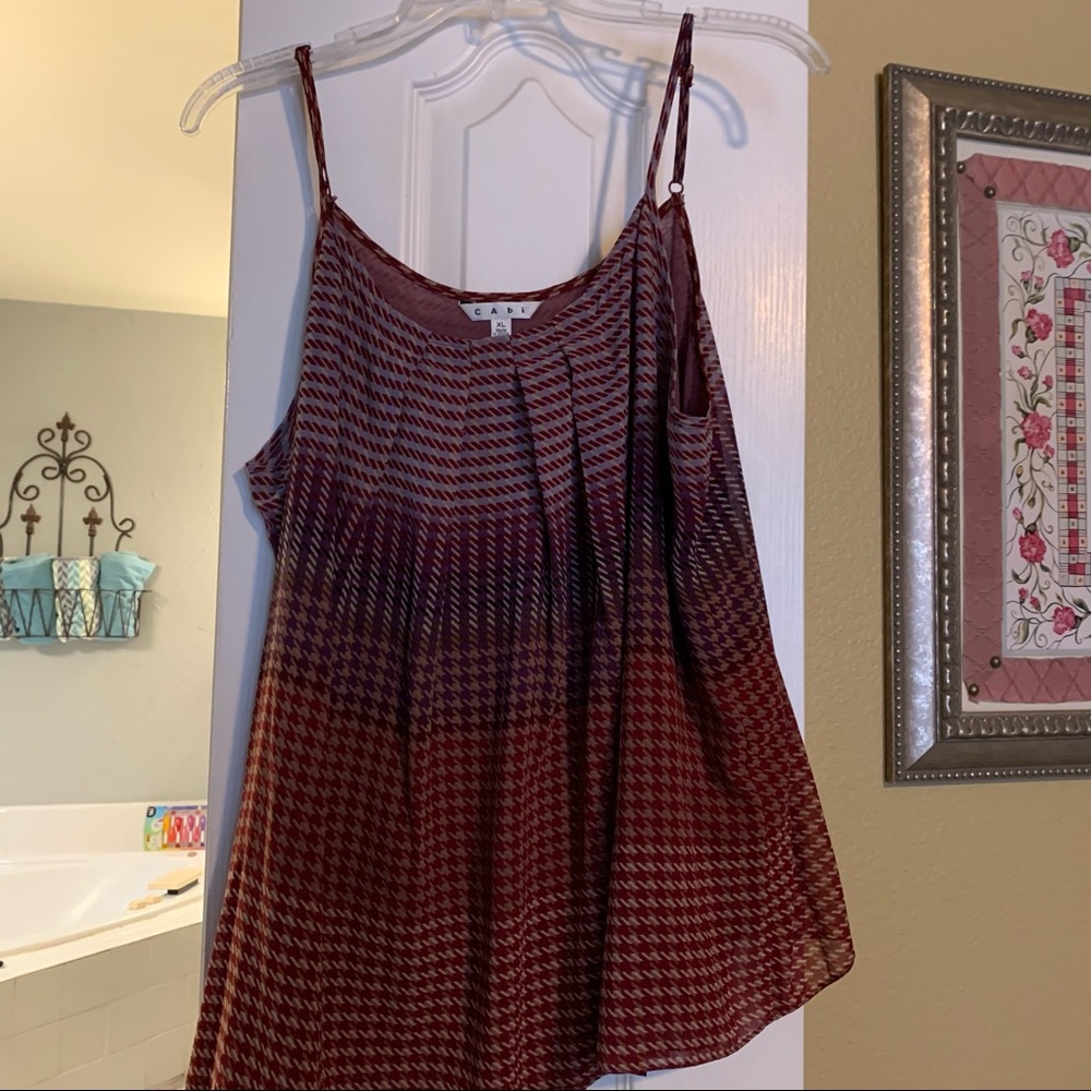 Sleeveless cabi tank top good condition size Xl